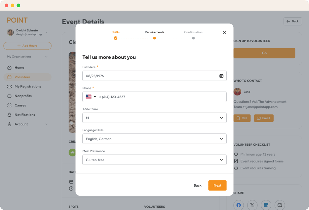 How do volunteers sign up for events with questions?
